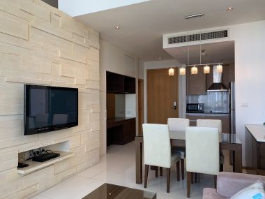 Special price!!! for rent! at The Emporio Place Duplex 1 Bedroom 1 Bathroom  42,000 THB/month Fully furnished