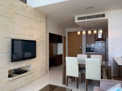 Special price!!! for rent! at The Emporio Place Duplex 1 Bedroom 1 Bathroom 42,000 THB/month Fully furnished