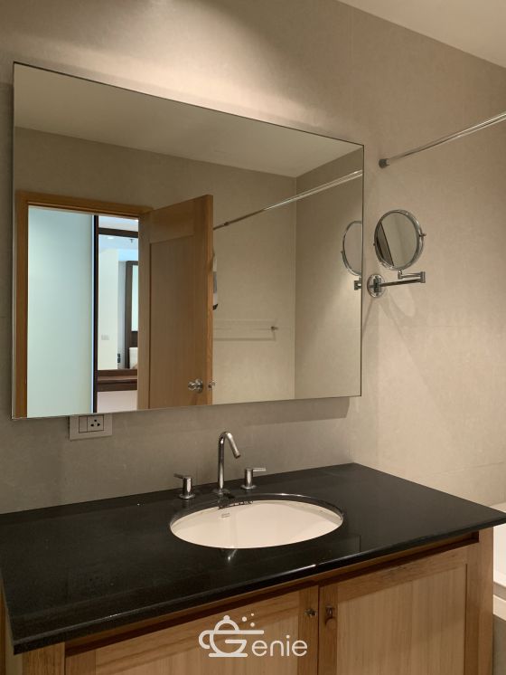 Special price!!! for rent! at The Emporio Place Duplex 1 Bedroom 1 Bathroom 42,000 THB/month Fully furnished