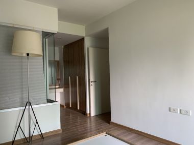 For Rent! at The Seed Musee 2 Bedroom 2 Bathroom 7th Floor 39,000THB/Month Fully furnished