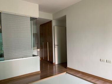 For Rent! at The Seed Musee 2 Bedroom 2 Bathroom 7th Floor 39,000THB/Month Fully furnished