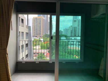 For Rent! at The Seed Musee 2 Bedroom 2 Bathroom 7th Floor 39,000THB/Month Fully furnished