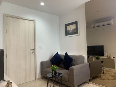 For rent at Life one wireless Type 1 Bedroom 1 Bathroom 35 Sqm. 20,000THB/month Fully furnished (can negotiate)