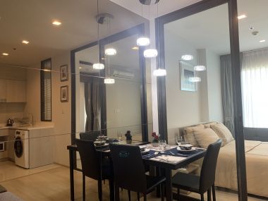 For rent at Life one wireless Type 1 Bedroom 1 Bathroom 35 Sqm. 20,000THB/month Fully furnished (can negotiate)