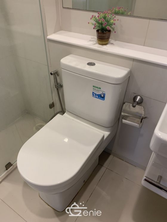 For rent at Life one wireless Type 1 Bedroom 1 Bathroom 35 Sqm. 20,000THB/month Fully furnished (can negotiate)