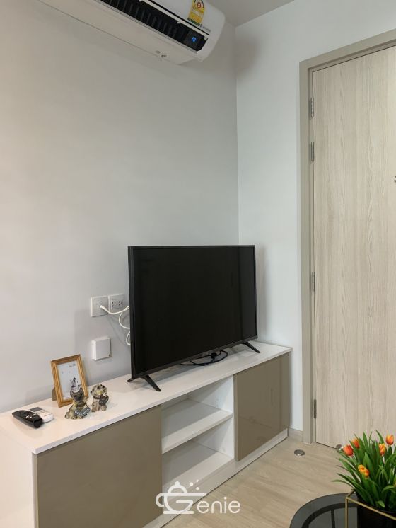 For rent at Life one wireless Type 1 Bedroom 1 Bathroom 35 Sqm. 20,000THB/month Fully furnished (can negotiate)