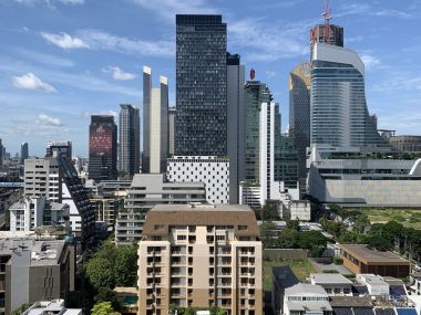 For rent at Life one wireless Type 1 Bedroom 1 Bathroom 35 Sqm. 20,000THB/month Fully furnished (can negotiate)