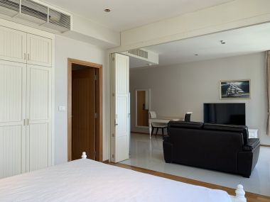 Special price!!! for rent! at The Emporio Place Duplex 1 Bedroom 1 Bathroom  25,000 THB/month Fully furnished