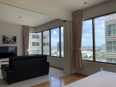 Special price!!! for rent! at The Emporio Place Duplex 1 Bedroom 1 Bathroom  25,000 THB/month Fully furnished