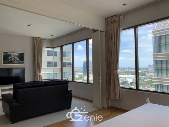 Special price!!! for rent! at The Emporio Place Duplex 1 Bedroom 1 Bathroom 25,000 THB/month Fully furnished