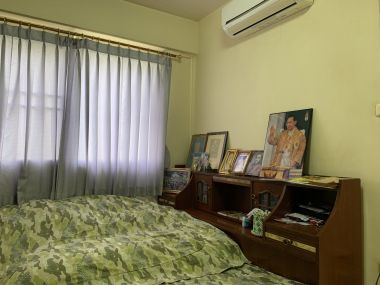 Urgent sale Lazal condminium 33sqm.near BTS station Bang-na Bkk.