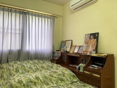 Urgent sale Lazal condminium 33sqm.near BTS station Bang-na Bkk.