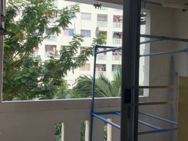 Urgent sale Lazal condminium 33sqm.near BTS station Bang-na Bkk.