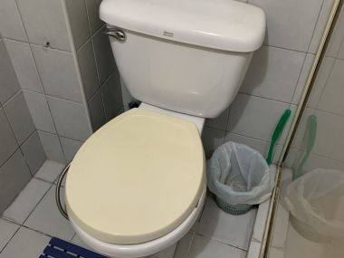 Urgent sale Lazal condminium 33sqm.near BTS station Bang-na Bkk.