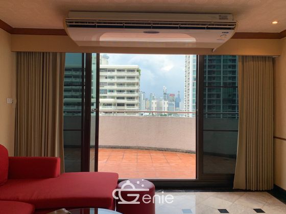 2 Bedrooms 2 bathrooms with huge terrace, sale in best price at Supalai Place 39