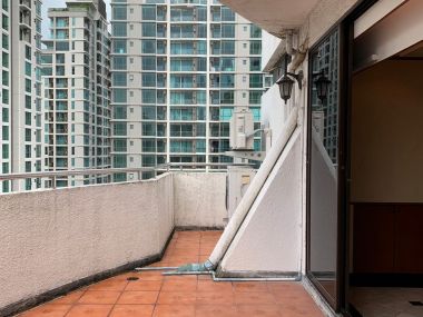 ขายด่วน 2 ห้องนอน 2 ห้องน้ำ ระเบียงใหญ่พิเศษ ราคาดีที่สุดในพร้อมพงษ์