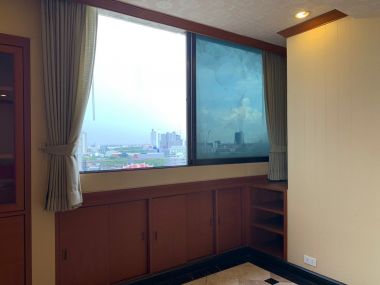 ขายด่วน 2 ห้องนอน 2 ห้องน้ำ ระเบียงใหญ่พิเศษ ราคาดีที่สุดในพร้อมพงษ์