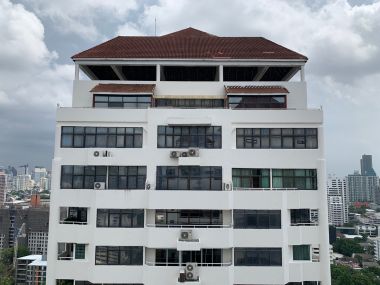 คอนโดให้เช่า The Waterford Park Sukhumvit 53 เพียง 53,000บาท/เดือน 3 ห้องนอน 3 ห้องน้ำ 1 ห้องแม่บ้าน 182 ตรม. ห้องใหญ่อยู่สบาย ใกล้ BTS ทองหล่อ เฟอร์นิเจอร์ครบพร้อมเข้าอยู่