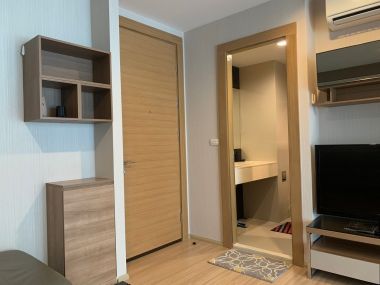 คอนโดให้เช่าริทึ่ม รัชดา-ห้วยขวาง เพียง 16,000บาท/เดือน 1 ห้องนอน 1 ห้องน้ำ 36 ตรม. ใกล้ MRT ห้วยขวาง เฟอร์นิเจอร์ครบพร้อมเข้าอยู่