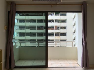 For rent at Saranjai Mansion 1 Bedroom 1 Bathroom 25,000THB/month Fully furnished