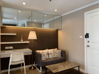 ปล่อยเช่า! ลุมพินี เพลส พระราม 4-กล้วยน้ำไท เพียง 14,000บาท/เดือน 1 ห้องนอน 1 ห้องน้ำ 28. 50 ตรม. ใกล้ BTS เอกมัย เฟอร์นิเจอร์ครบพร้อมเข้าอยู่