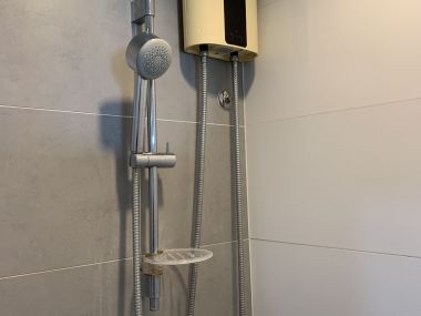 ปล่อยเช่า! ลุมพินี เพลส พระราม 4-กล้วยน้ำไท เพียง 14,000บาท/เดือน 1 ห้องนอน 1 ห้องน้ำ 28. 50 ตรม. ใกล้ BTS เอกมัย เฟอร์นิเจอร์ครบพร้อมเข้าอยู่