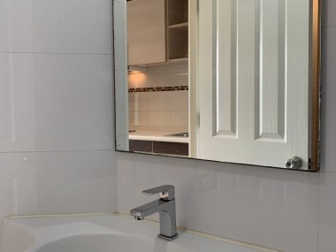 ปล่อยเช่า! ลุมพินี เพลส พระราม 4-กล้วยน้ำไท เพียง 14,000บาท/เดือน 1 ห้องนอน 1 ห้องน้ำ 28. 50 ตรม. ใกล้ BTS เอกมัย เฟอร์นิเจอร์ครบพร้อมเข้าอยู่