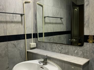 CONDO FOR RENT at The Waterford Park Thonglor 5 1 Bedroom 1 Bathroom 16,500THB/month Fully furnished