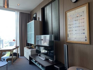 For Sale Marque Sukhumvit 3 bed 3 baths 1 maid room Parking 3 Sale Price 83,200,000 mil Transfer fee 50:50