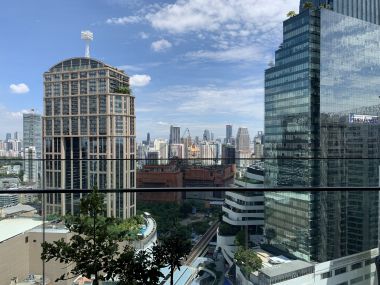 For Sale Marque Sukhumvit 3 bed 3 baths 1 maid room Parking 3 Sale Price 83,200,000 mil Transfer fee 50:50