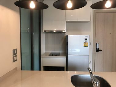 ปล่อยเช่า! Rhythm Sukhumvit 42 ในราคาเพียง 45,000บาท/เดือน 1 ห้องนอน 1 ห้องน้ำ 48ตรม. ห้องใหญ่อยู่สบาย ใกล้ BTS เอกมัย เฟอร์นิเจอร์ครบพร้อมเข้าอยู่ (ราคาต่อรองได้) PROP000214