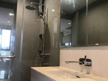 ปล่อยเช่า! Rhythm Sukhumvit 42 ในราคาเพียง 45,000บาท/เดือน 1 ห้องนอน 1 ห้องน้ำ 48ตรม. ห้องใหญ่อยู่สบาย ใกล้ BTS เอกมัย เฟอร์นิเจอร์ครบพร้อมเข้าอยู่ (ราคาต่อรองได้) PROP000214