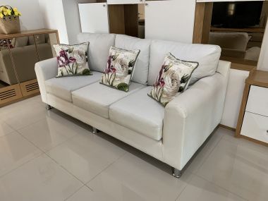 ขายด่วน!!! ราคาดี จนต้องรีบคว้าที่  Aspire Rama9 2 ห้องนอน 1 ห้องน้ำ 49 ตรม. ใกล้ MRT พระราม9 เพียง 5,300,000 บาท  เฟอร์นิเจอร์ครบพร้อมเข้าอยู่