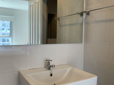 ขายด่วน!!! ราคาดี จนต้องรีบคว้าที่  Aspire Rama9 2 ห้องนอน 1 ห้องน้ำ 49 ตรม. ใกล้ MRT พระราม9 เพียง 5,300,000 บาท  เฟอร์นิเจอร์ครบพร้อมเข้าอยู่