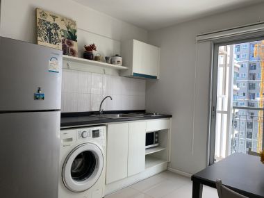 ขายด่วน!!! ราคาดี จนต้องรีบคว้าที่  Aspire Rama9 2 ห้องนอน 1 ห้องน้ำ 49 ตรม. ใกล้ MRT พระราม9 เพียง 5,300,000 บาท  เฟอร์นิเจอร์ครบพร้อมเข้าอยู่