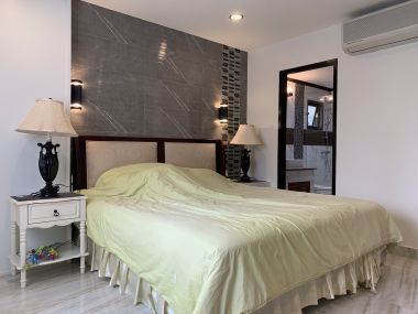 For rent at Top View Tower 2 Bedroom 2 Bathroom 28,000THB/month Fully furnished