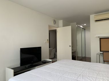 For rent at The 49 Plus2 2 Bedroom 2 Bathroom 35,000THB/month Fully furnished