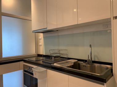 ขายหรือให้เช่า Bright Sukhumvit 24 ขนาด 2 ห้องนอน 2 ห้องน้ำ 89 ตรม. ใกล้ BTS พร้อมพงษ์ เพียง 70,000 บาท/เดือน ราคาขาย 15 ลบ. รวมค่าใช้จ่าย เฟอร์นิเจอร์ครบพร้อมเข้าอยู่