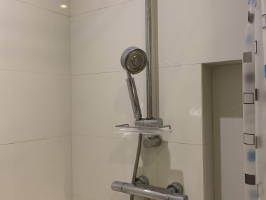 ขายหรือให้เช่า Bright Sukhumvit 24 ขนาด 2 ห้องนอน 2 ห้องน้ำ 89 ตรม. ใกล้ BTS พร้อมพงษ์ เพียง 70,000 บาท/เดือน ราคาขาย 15 ลบ. รวมค่าใช้จ่าย เฟอร์นิเจอร์ครบพร้อมเข้าอยู่