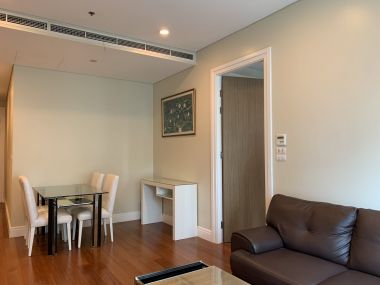 ขายหรือให้เช่า Bright Sukhumvit 24 ขนาด 2 ห้องนอน 2 ห้องน้ำ 89 ตรม. ใกล้ BTS พร้อมพงษ์ เพียง 70,000 บาท/เดือน ราคาขาย 15 ลบ. รวมค่าใช้จ่าย เฟอร์นิเจอร์ครบพร้อมเข้าอยู่