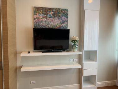 For Rent! at Bright Sukhumvit 24 67 Sq.m. 1 Bedroom 1 Bathroom 50,000THB/Month Fully furnished