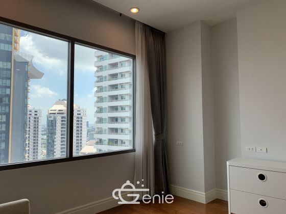 Condo for Sale at Bright Sukhumvit 24 3 Bedroom Duplex 3 Bathroom 33-34th Floor 33MTHB Fully furnishedv
