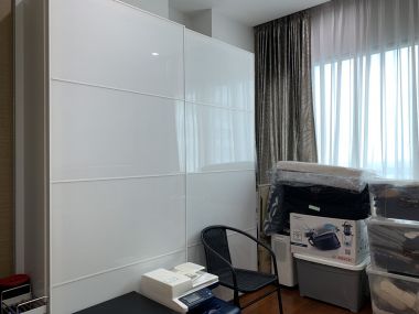 ขายด่วน Bright Sukhumvit 24 ในราคาเพียง 33 ลบ. 3 ห้องนอน Duplex 3 ห้องน้ำ 162 ตรม. ที่จอดรถ 2 คัน ห้องใหญ่อยู่สบาย ใกล้ BTS พร้อมพงษ์ เฟอร์นิเจอร์ครบพร้อมเข้าอยู่