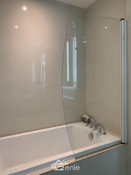 Condo for Sale at Bright Sukhumvit 24 3 Bedroom Duplex 3 Bathroom 33-34th Floor 33MTHB Fully furnishedv