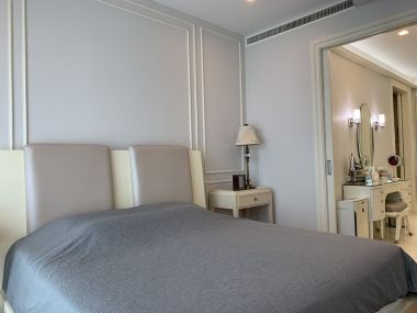 ขายด่วน Bright Sukhumvit 24 ในราคาเพียง 33 ลบ. 3 ห้องนอน Duplex 3 ห้องน้ำ 162 ตรม. ที่จอดรถ 2 คัน ห้องใหญ่อยู่สบาย ใกล้ BTS พร้อมพงษ์ เฟอร์นิเจอร์ครบพร้อมเข้าอยู่