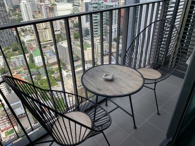 ให้เช่า Edge Sukhumvit 23 เพียง 55,000 บาท/เดือน 2 ห้องนอน 61.5 ตรม ใกล้ BTS สุขุมวิท เฟอร์นิเจอร์ครบพร้อมเข้าอยู่