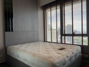 For rent at The Loft Ekkamai 2 Bedroom 2 Bathroom 75,000/month Fully furnished