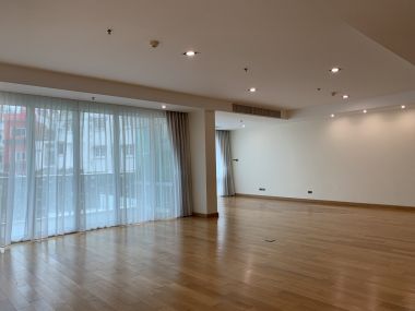 For rent at Belgravia Residences 4 Bedroom 4 Bathroom 175,000THB/month Fully furnished