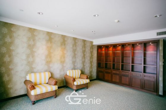 For sale at Wilshire Sukhumvit 22 3 Bedroom , 3 Bathroom + maid room + 2 parking 33,800,000bath Transfer fee50/50 Fully furnished