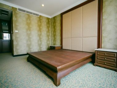 For sale at Wilshire Sukhumvit 22 3 Bedroom , 3 Bathroom + maid room + 2 parking 33,800,000bath Transfer fee50/50 Fully furnished